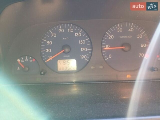 Белый Ситроен Jumpy, объемом двигателя 2 л и пробегом 388 тыс. км за 3700 $, фото 7 на Automoto.ua