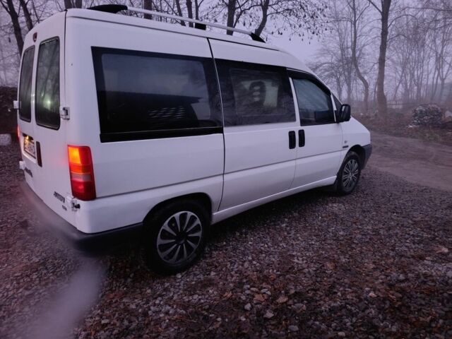 Белый Ситроен Jumpy, объемом двигателя 2 л и пробегом 300 тыс. км за 3550 $, фото 5 на Automoto.ua