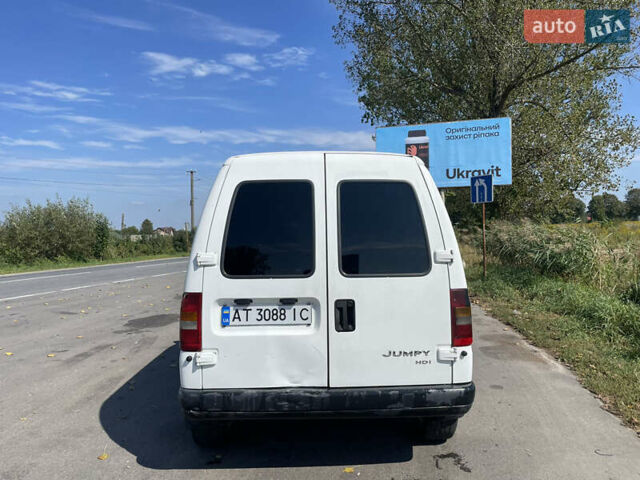 Белый Ситроен Jumpy, объемом двигателя 2 л и пробегом 239 тыс. км за 3200 $, фото 3 на Automoto.ua
