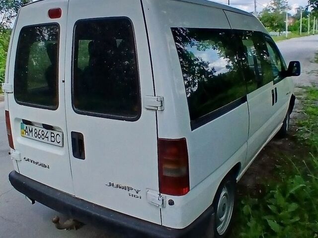 Белый Ситроен Jumpy, объемом двигателя 2 л и пробегом 460 тыс. км за 2900 $, фото 3 на Automoto.ua