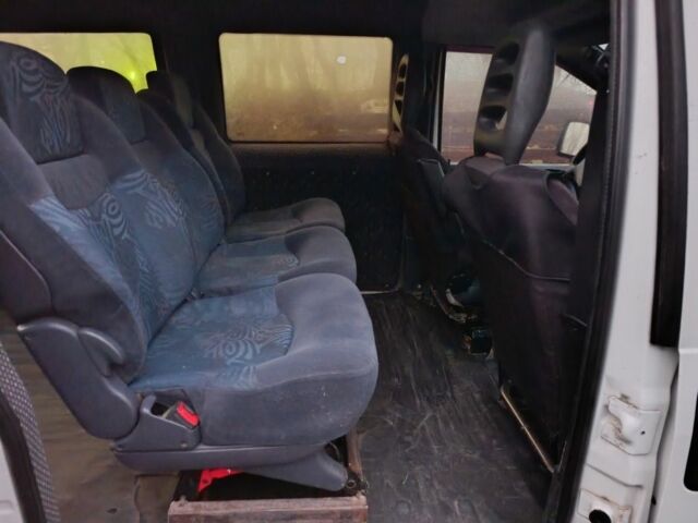 Белый Ситроен Jumpy, объемом двигателя 2 л и пробегом 300 тыс. км за 3550 $, фото 7 на Automoto.ua