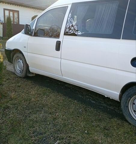 Белый Ситроен Jumpy, объемом двигателя 2 л и пробегом 388 тыс. км за 3700 $, фото 6 на Automoto.ua