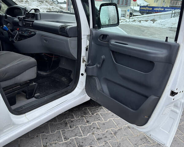 Белый Ситроен Jumpy, объемом двигателя 1.87 л и пробегом 310 тыс. км за 3999 $, фото 10 на Automoto.ua