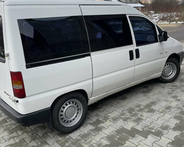 Белый Ситроен Jumpy, объемом двигателя 2 л и пробегом 226 тыс. км за 3900 $, фото 5 на Automoto.ua