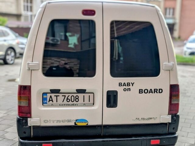 Белый Ситроен Jumpy, объемом двигателя 1.87 л и пробегом 299 тыс. км за 3790 $, фото 10 на Automoto.ua