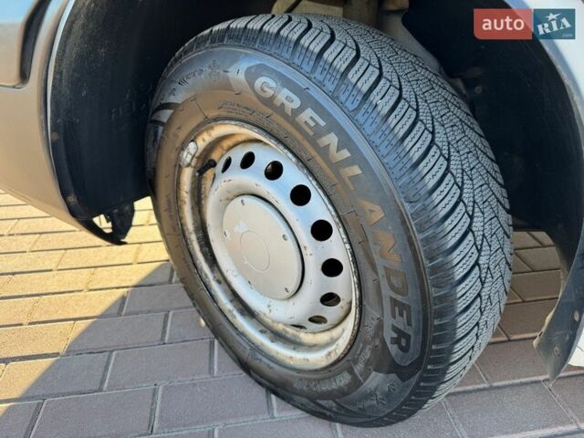 Білий Сітроен Jumpy, об'ємом двигуна 1.9 л та пробігом 231 тис. км за 4200 $, фото 25 на Automoto.ua