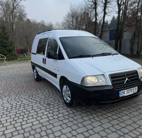 Белый Ситроен Jumpy, объемом двигателя 1.87 л и пробегом 310 тыс. км за 3799 $, фото 2 на Automoto.ua