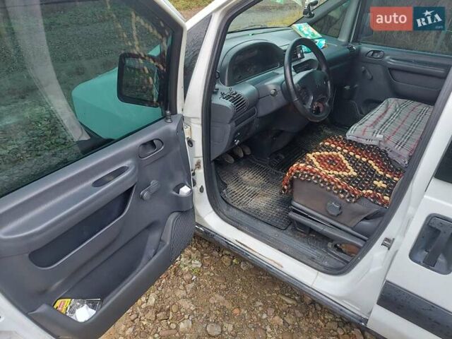 Белый Ситроен Jumpy, объемом двигателя 2 л и пробегом 272 тыс. км за 4400 $, фото 5 на Automoto.ua