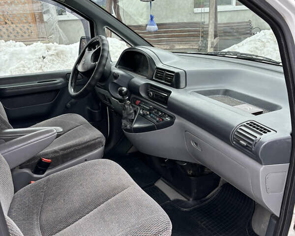 Белый Ситроен Jumpy, объемом двигателя 2 л и пробегом 230 тыс. км за 4800 $, фото 17 на Automoto.ua