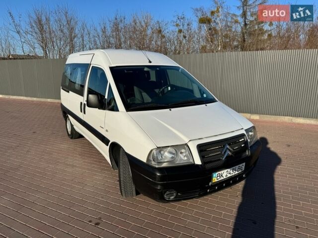 Білий Сітроен Jumpy, об'ємом двигуна 1.9 л та пробігом 231 тис. км за 4200 $, фото 1 на Automoto.ua