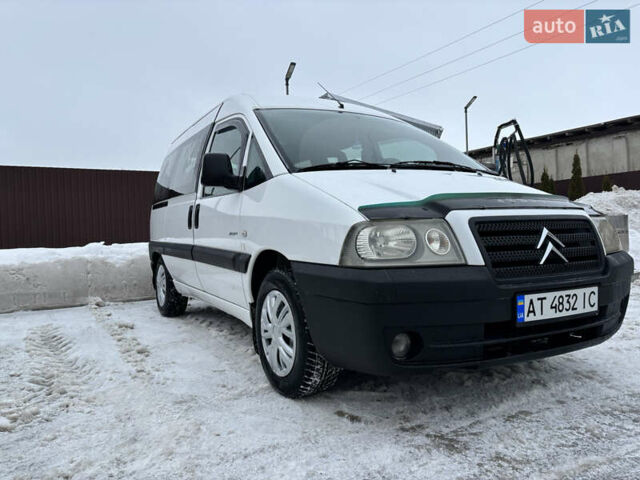 Белый Ситроен Jumpy, объемом двигателя 2 л и пробегом 230 тыс. км за 4800 $, фото 5 на Automoto.ua
