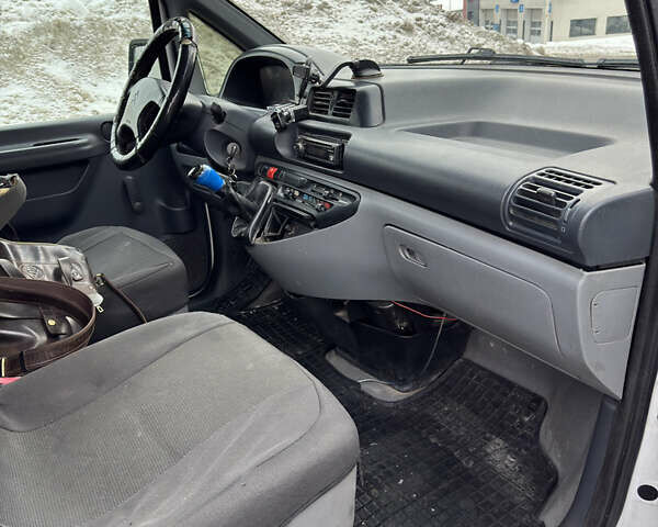 Белый Ситроен Jumpy, объемом двигателя 1.87 л и пробегом 310 тыс. км за 3999 $, фото 12 на Automoto.ua