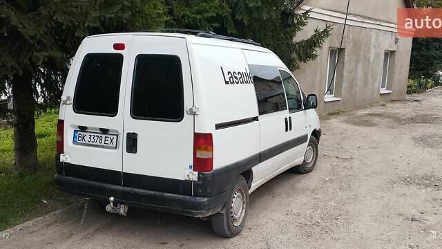 Белый Ситроен Jumpy, объемом двигателя 1.9 л и пробегом 307 тыс. км за 3800 $, фото 6 на Automoto.ua