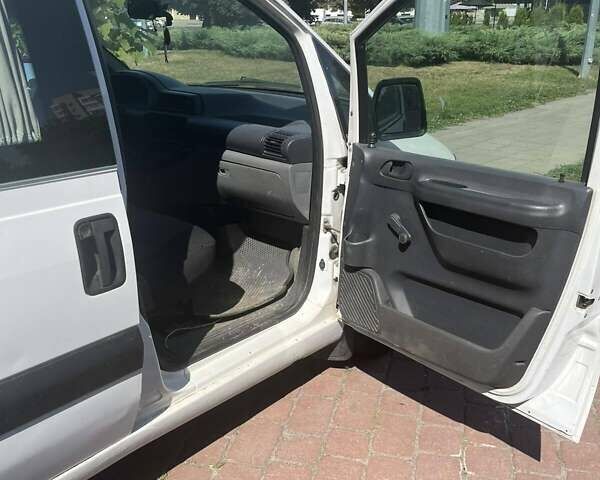 Белый Ситроен Jumpy, объемом двигателя 1.87 л и пробегом 297 тыс. км за 4500 $, фото 6 на Automoto.ua
