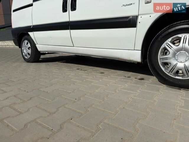 Белый Ситроен Jumpy, объемом двигателя 1.87 л и пробегом 310 тыс. км за 3700 $, фото 13 на Automoto.ua
