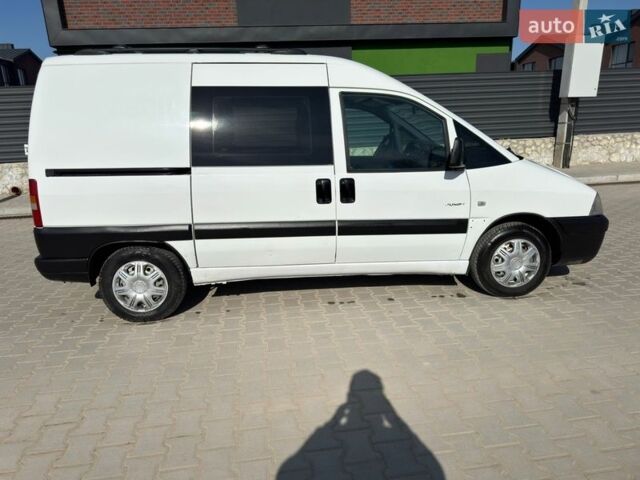 Белый Ситроен Jumpy, объемом двигателя 1.87 л и пробегом 310 тыс. км за 3700 $, фото 7 на Automoto.ua