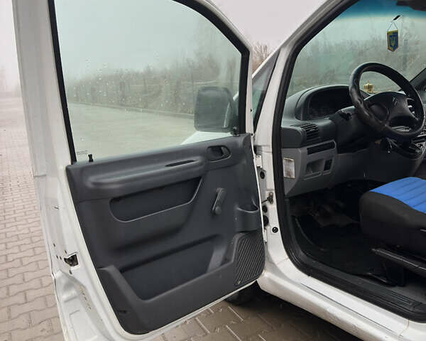 Белый Ситроен Jumpy, объемом двигателя 1.87 л и пробегом 270 тыс. км за 3650 $, фото 16 на Automoto.ua