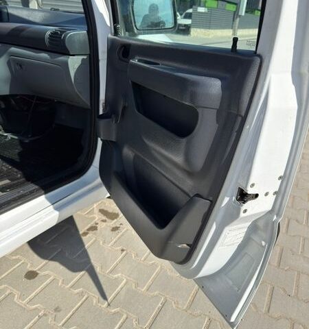 Белый Ситроен Jumpy, объемом двигателя 1.87 л и пробегом 310 тыс. км за 3700 $, фото 17 на Automoto.ua