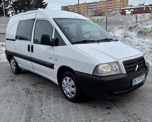 Белый Ситроен Jumpy, объемом двигателя 1.87 л и пробегом 310 тыс. км за 3999 $, фото 1 на Automoto.ua