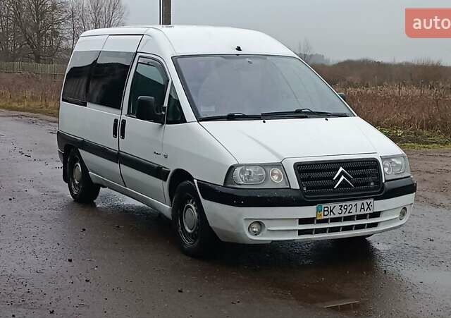 Білий Сітроен Jumpy, об'ємом двигуна 2 л та пробігом 236 тис. км за 3950 $, фото 6 на Automoto.ua