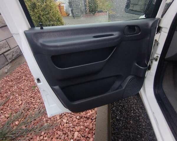 Білий Сітроен Jumpy, об'ємом двигуна 2 л та пробігом 262 тис. км за 4600 $, фото 18 на Automoto.ua