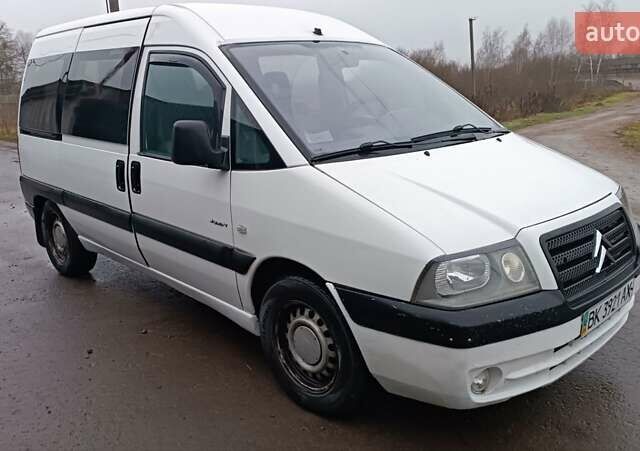 Білий Сітроен Jumpy, об'ємом двигуна 2 л та пробігом 236 тис. км за 3950 $, фото 8 на Automoto.ua