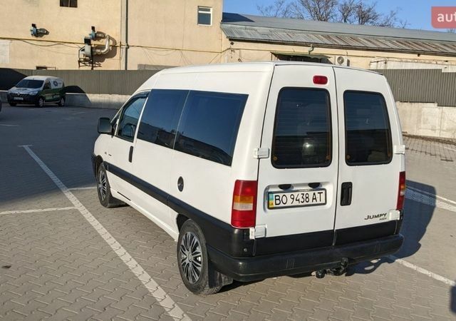 Белый Ситроен Jumpy, объемом двигателя 2 л и пробегом 245 тыс. км за 5100 $, фото 7 на Automoto.ua