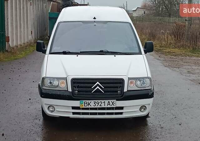 Білий Сітроен Jumpy, об'ємом двигуна 2 л та пробігом 236 тис. км за 3950 $, фото 4 на Automoto.ua