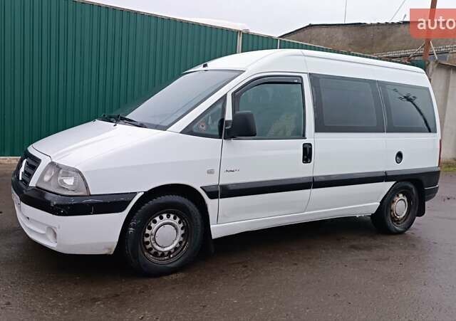 Білий Сітроен Jumpy, об'ємом двигуна 2 л та пробігом 236 тис. км за 3950 $, фото 18 на Automoto.ua