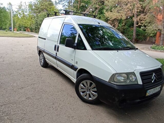 Белый Ситроен Jumpy, объемом двигателя 2 л и пробегом 300 тыс. км за 3500 $, фото 15 на Automoto.ua