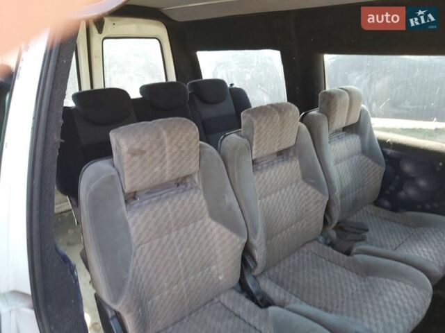 Белый Ситроен Jumpy, объемом двигателя 2 л и пробегом 290 тыс. км за 3999 $, фото 10 на Automoto.ua