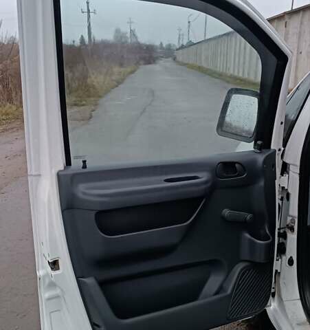 Білий Сітроен Jumpy, об'ємом двигуна 2 л та пробігом 236 тис. км за 3950 $, фото 27 на Automoto.ua