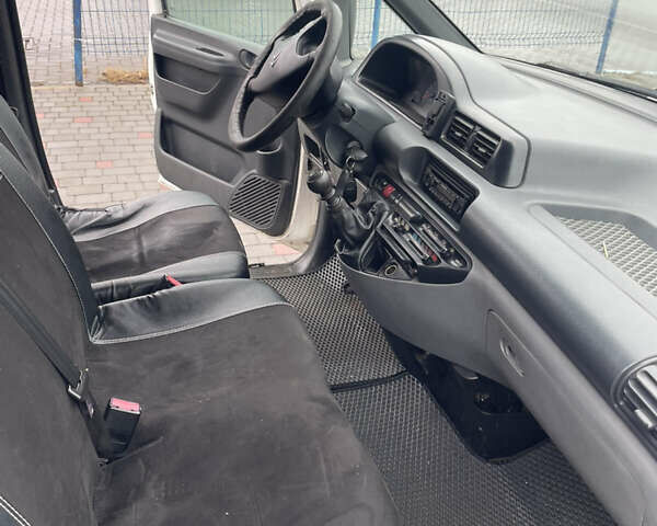 Білий Сітроен Jumpy, об'ємом двигуна 2 л та пробігом 302 тис. км за 3750 $, фото 7 на Automoto.ua