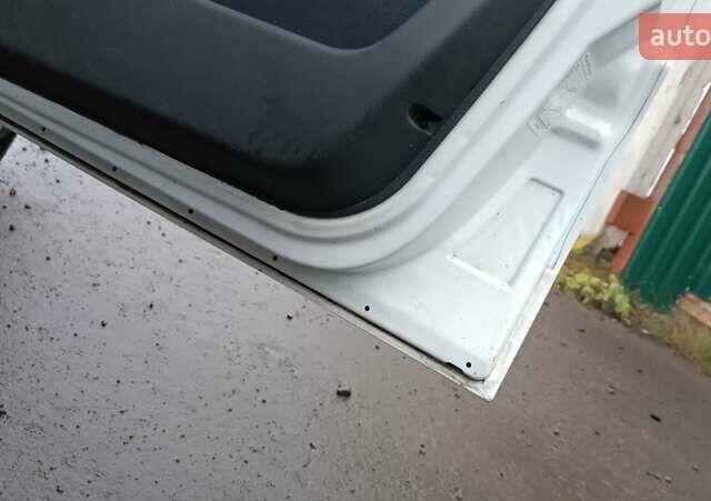Білий Сітроен Jumpy, об'ємом двигуна 2 л та пробігом 236 тис. км за 3950 $, фото 40 на Automoto.ua