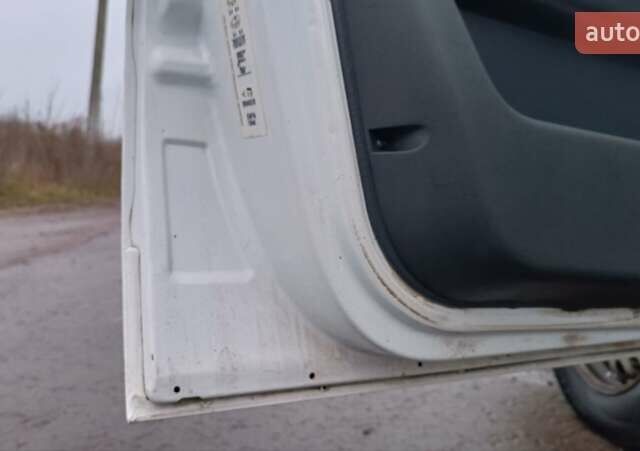 Білий Сітроен Jumpy, об'ємом двигуна 2 л та пробігом 236 тис. км за 3950 $, фото 28 на Automoto.ua