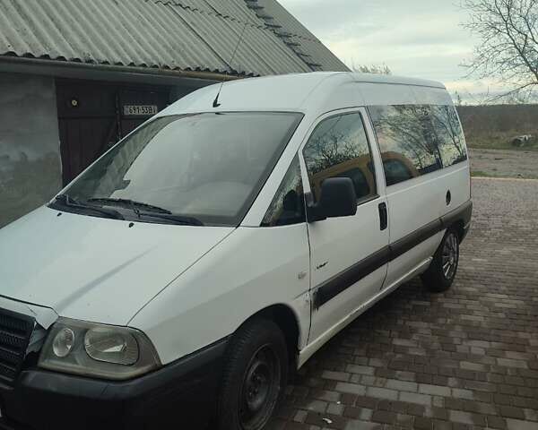 Белый Ситроен Jumpy, объемом двигателя 1.9 л и пробегом 350 тыс. км за 3800 $, фото 1 на Automoto.ua