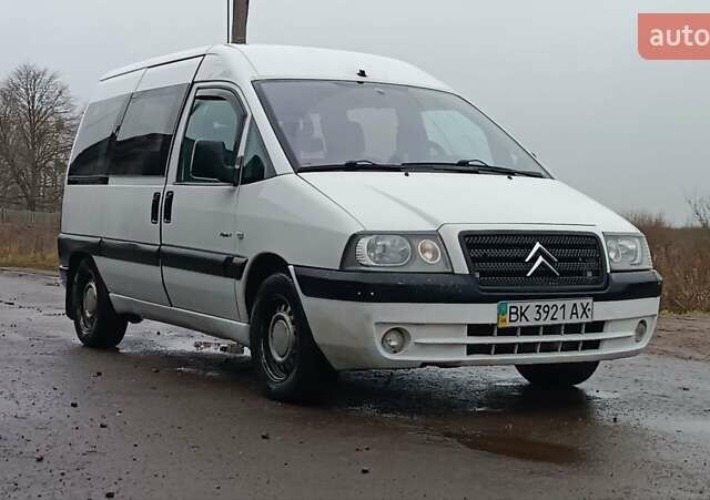Білий Сітроен Jumpy, об'ємом двигуна 2 л та пробігом 236 тис. км за 3950 $, фото 7 на Automoto.ua