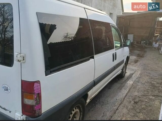 Белый Ситроен Jumpy, объемом двигателя 1.87 л и пробегом 300 тыс. км за 2999 $, фото 1 на Automoto.ua