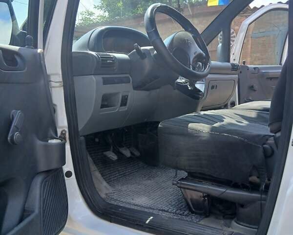 Білий Сітроен Jumpy, об'ємом двигуна 2 л та пробігом 340 тис. км за 4600 $, фото 4 на Automoto.ua