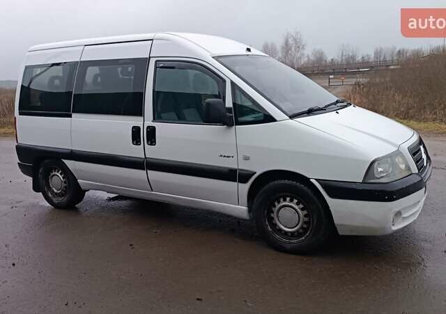 Білий Сітроен Jumpy, об'ємом двигуна 2 л та пробігом 236 тис. км за 3950 $, фото 9 на Automoto.ua