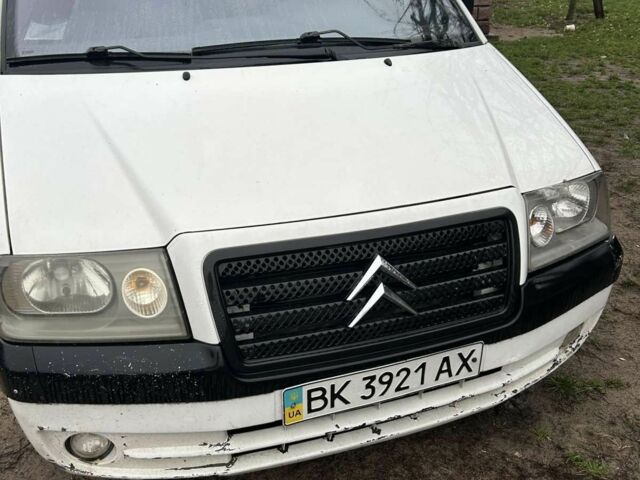 Белый Ситроен Jumpy, объемом двигателя 2 л и пробегом 270 тыс. км за 3700 $, фото 7 на Automoto.ua