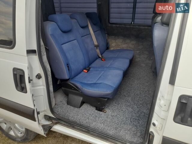 Белый Ситроен Jumpy, объемом двигателя 2 л и пробегом 303 тыс. км за 4500 $, фото 8 на Automoto.ua