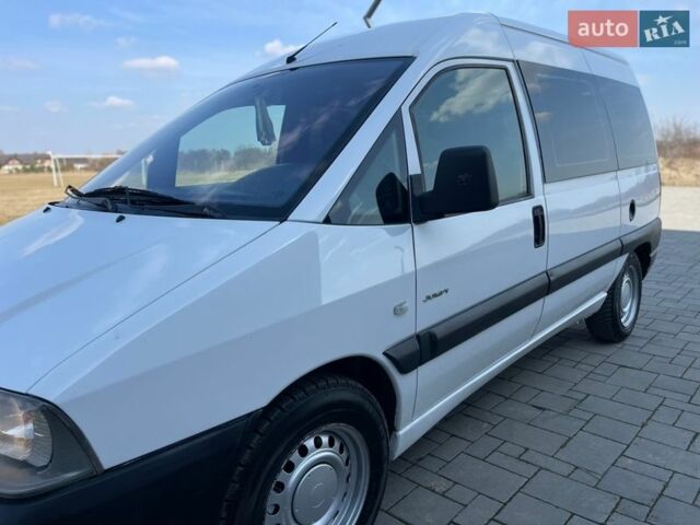 Белый Ситроен Jumpy, объемом двигателя 2 л и пробегом 300 тыс. км за 4650 $, фото 11 на Automoto.ua