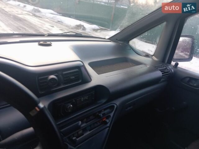 Белый Ситроен Jumpy, объемом двигателя 2 л и пробегом 452 тыс. км за 4000 $, фото 6 на Automoto.ua