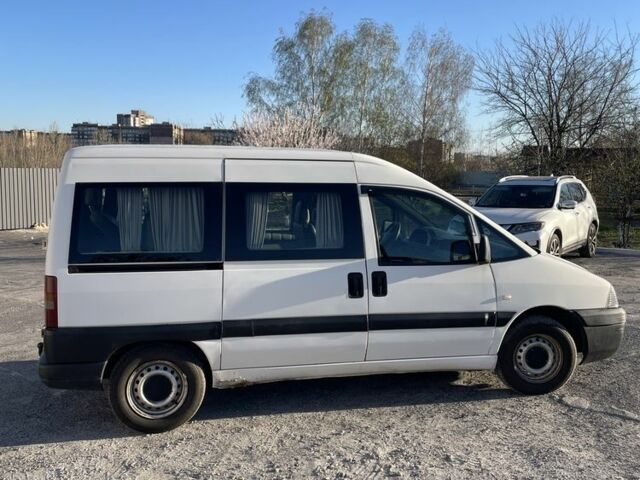 Белый Ситроен Jumpy, объемом двигателя 1.9 л и пробегом 230 тыс. км за 3200 $, фото 4 на Automoto.ua