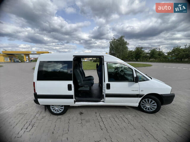Белый Ситроен Jumpy, объемом двигателя 2 л и пробегом 382 тыс. км за 4290 $, фото 44 на Automoto.ua
