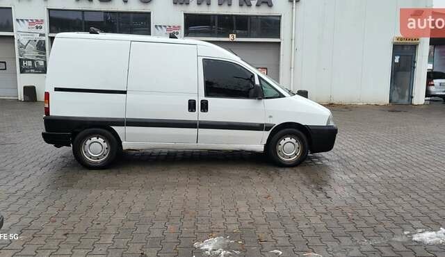 Білий Сітроен Jumpy, об'ємом двигуна 2 л та пробігом 301 тис. км за 3680 $, фото 4 на Automoto.ua