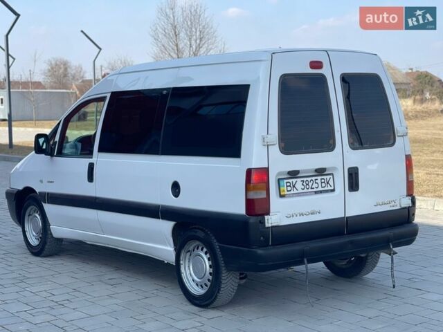 Белый Ситроен Jumpy, объемом двигателя 2 л и пробегом 300 тыс. км за 4650 $, фото 7 на Automoto.ua