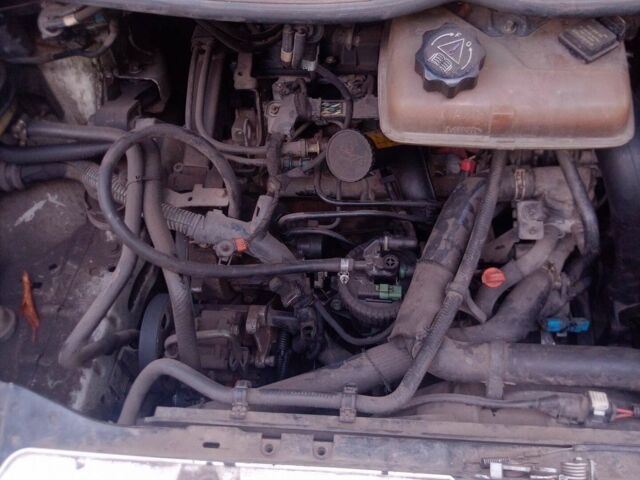 Белый Ситроен Jumpy, объемом двигателя 2 л и пробегом 390 тыс. км за 3344 $, фото 9 на Automoto.ua