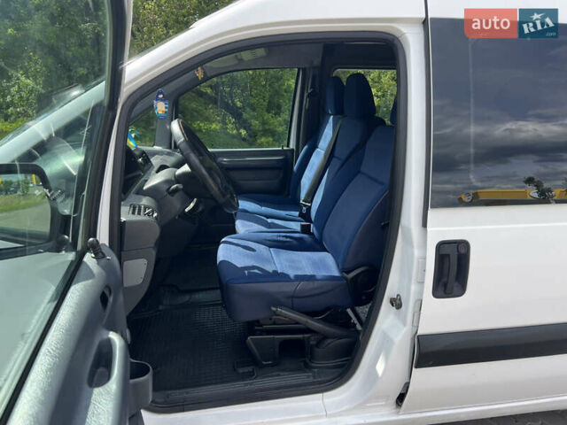 Белый Ситроен Jumpy, объемом двигателя 2 л и пробегом 382 тыс. км за 4290 $, фото 20 на Automoto.ua